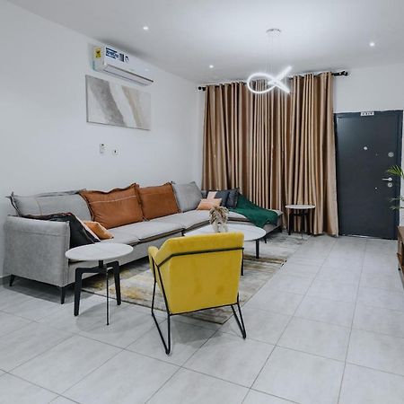 The Avery Apartments At Odomaa Place B, East Airport アクラ エクステリア 写真