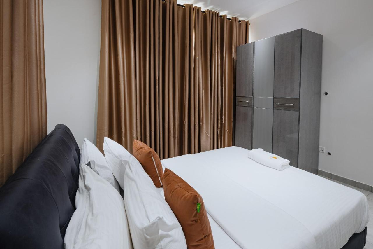 The Avery Apartments At Odomaa Place B, East Airport アクラ エクステリア 写真