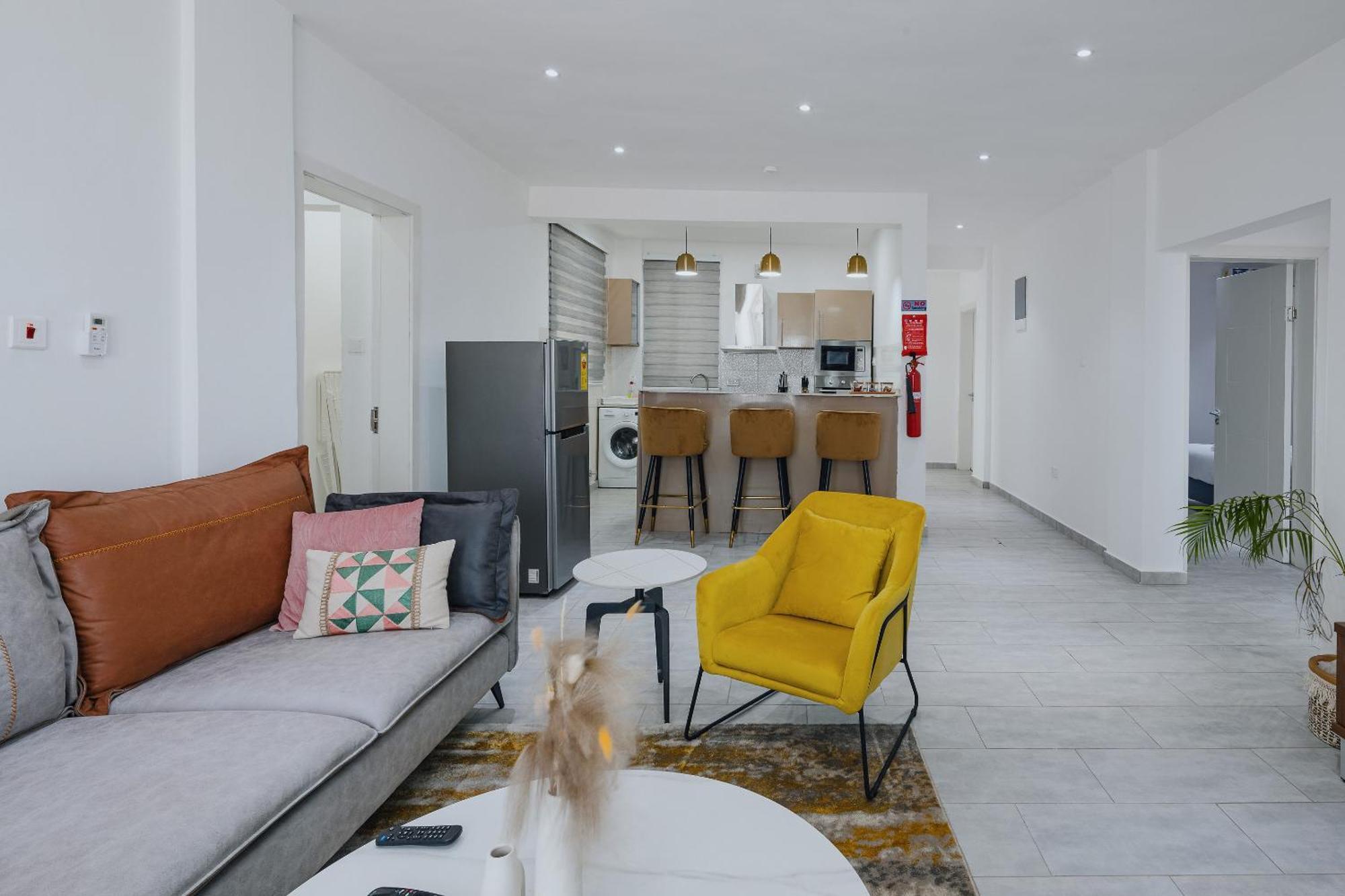 The Avery Apartments At Odomaa Place B, East Airport アクラ エクステリア 写真