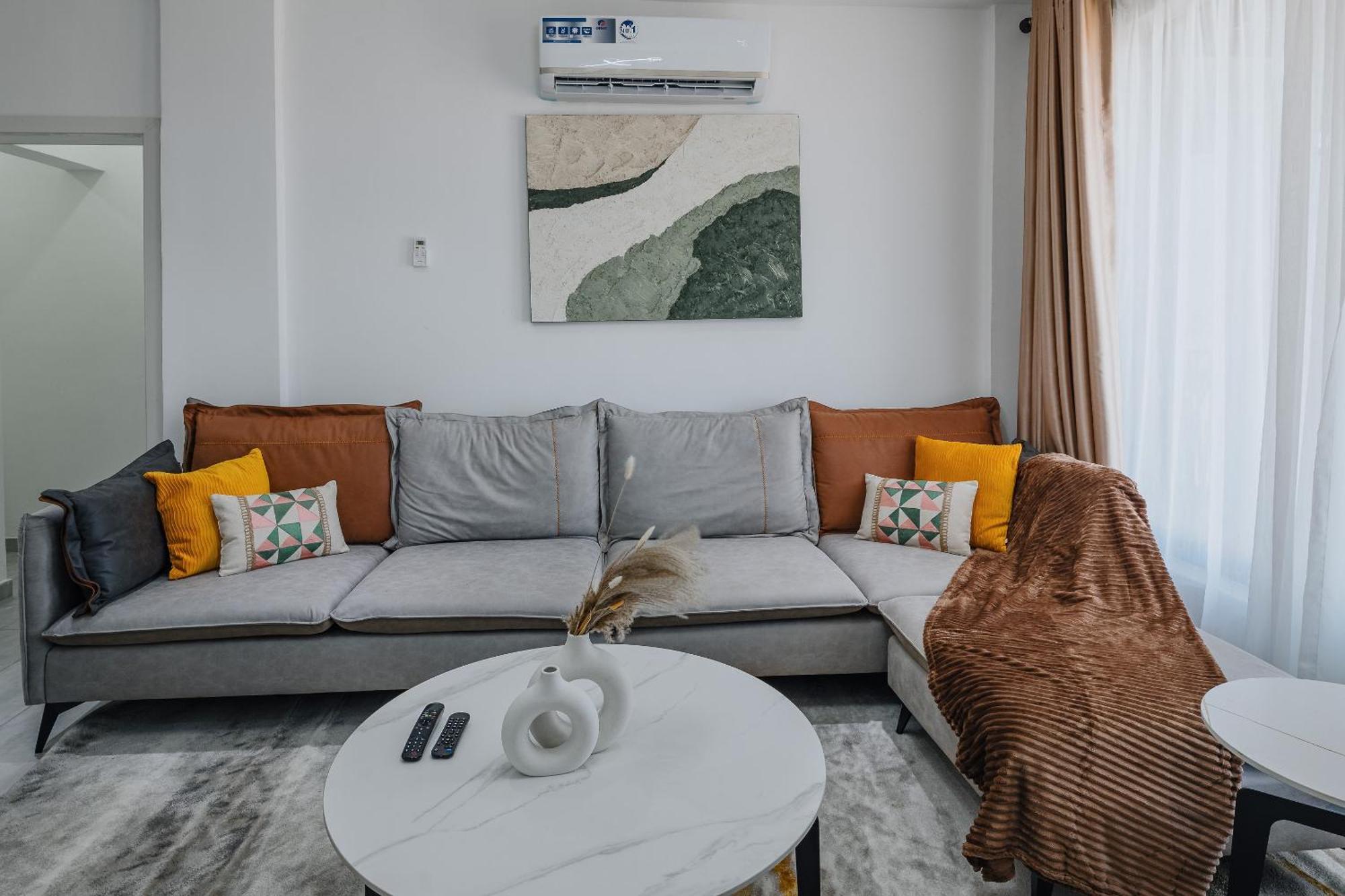 The Avery Apartments At Odomaa Place B, East Airport アクラ エクステリア 写真