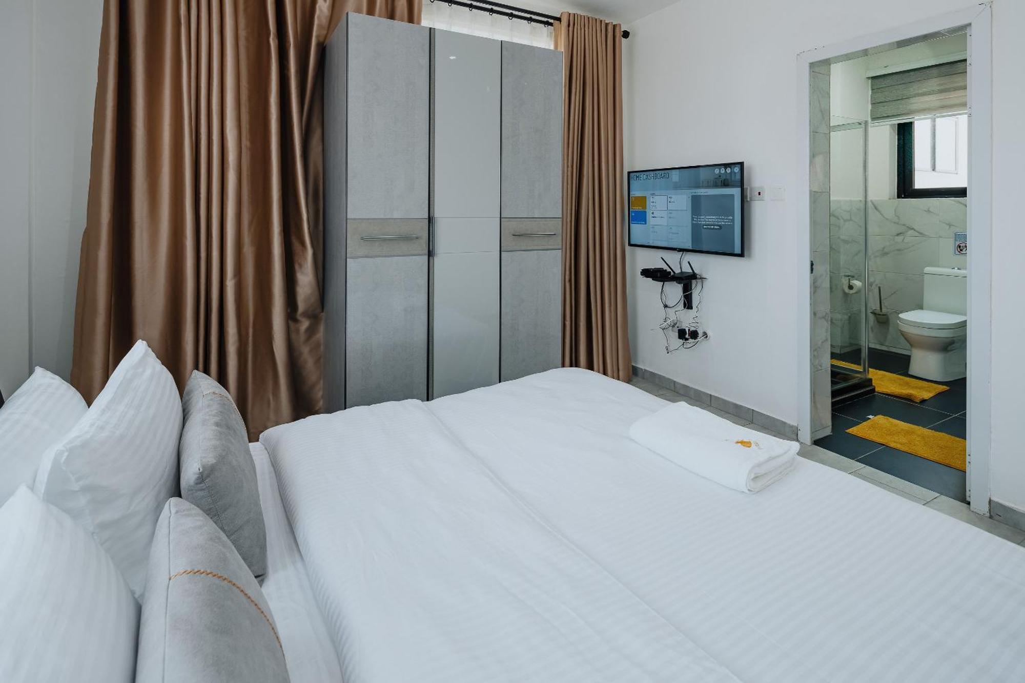 The Avery Apartments At Odomaa Place B, East Airport アクラ エクステリア 写真
