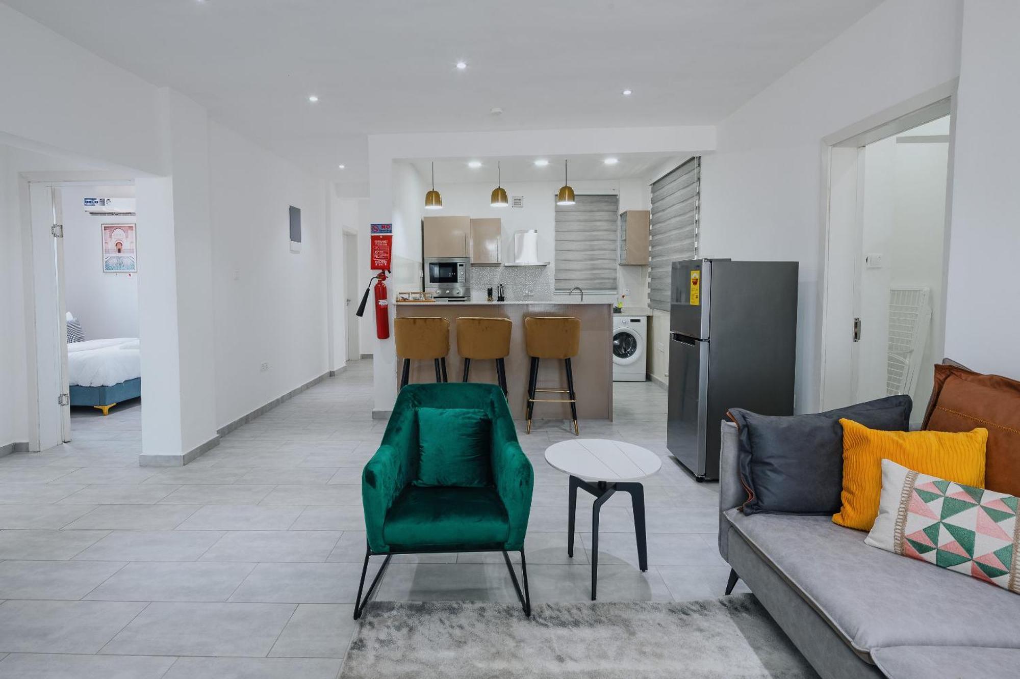 The Avery Apartments At Odomaa Place B, East Airport アクラ エクステリア 写真