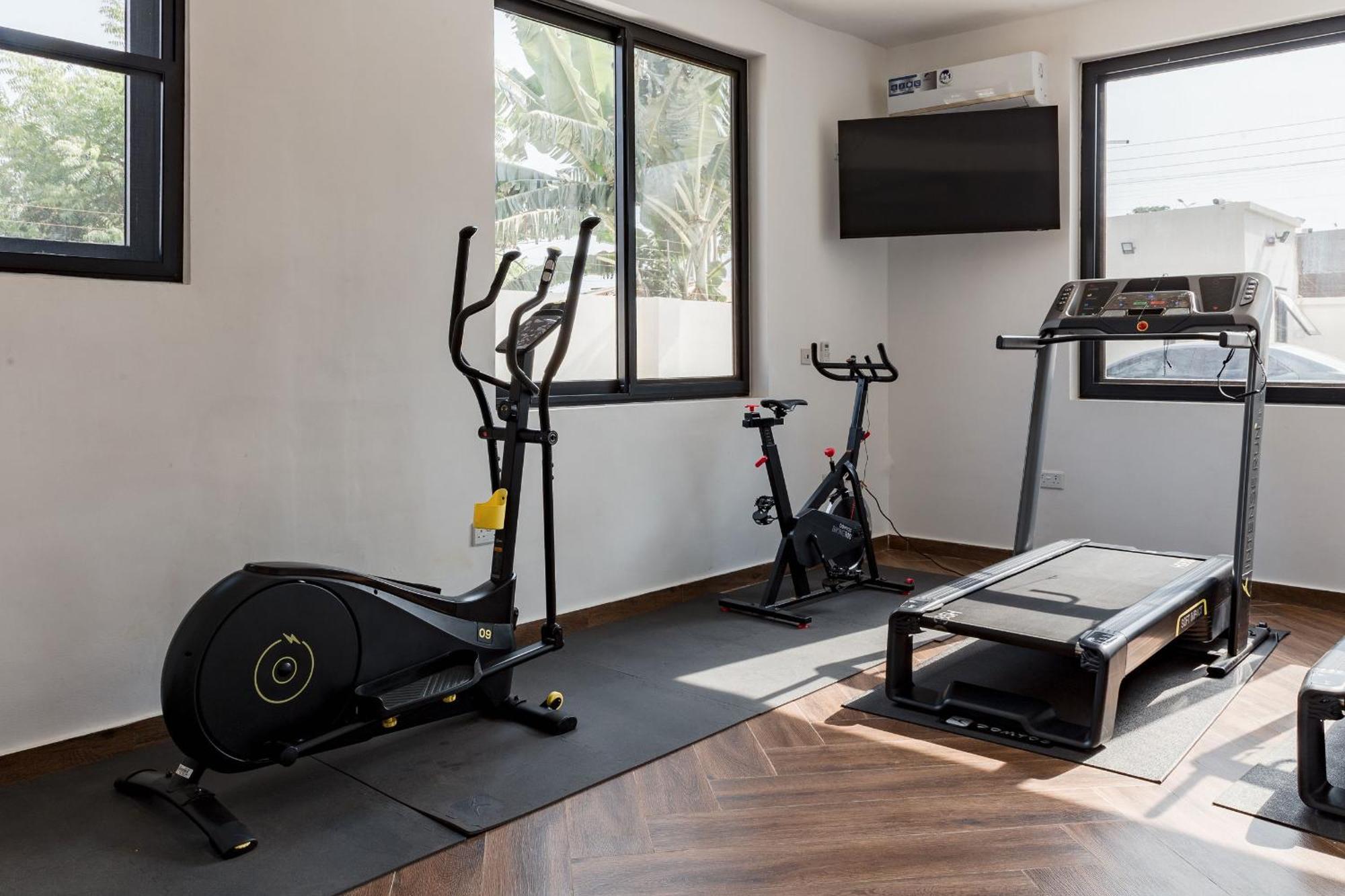 The Avery Apartments At Odomaa Place B, East Airport アクラ エクステリア 写真