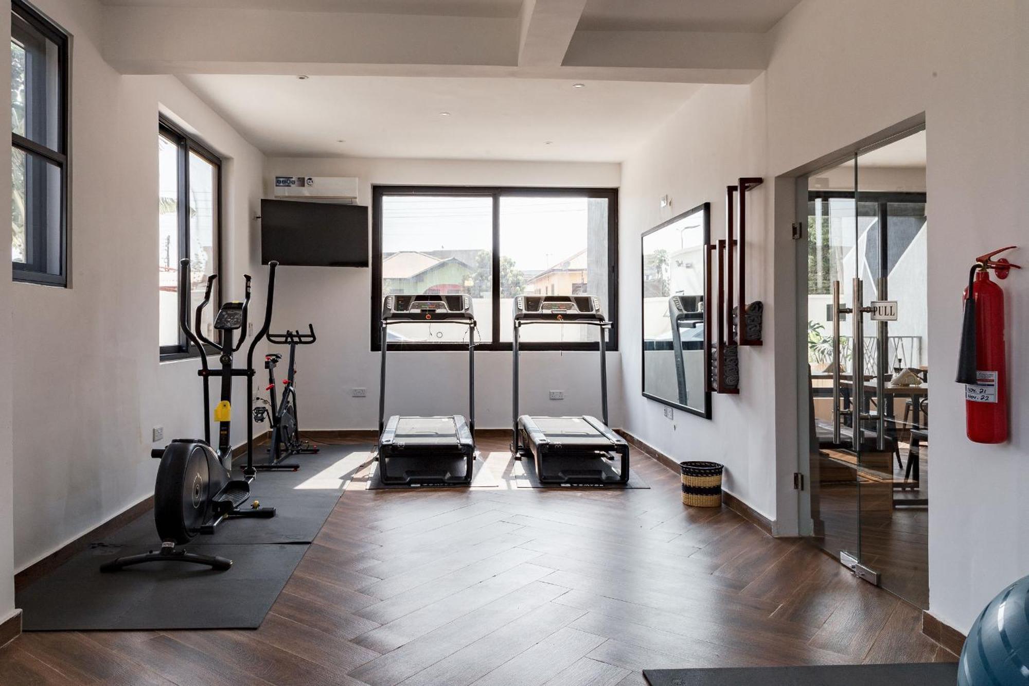 The Avery Apartments At Odomaa Place B, East Airport アクラ エクステリア 写真