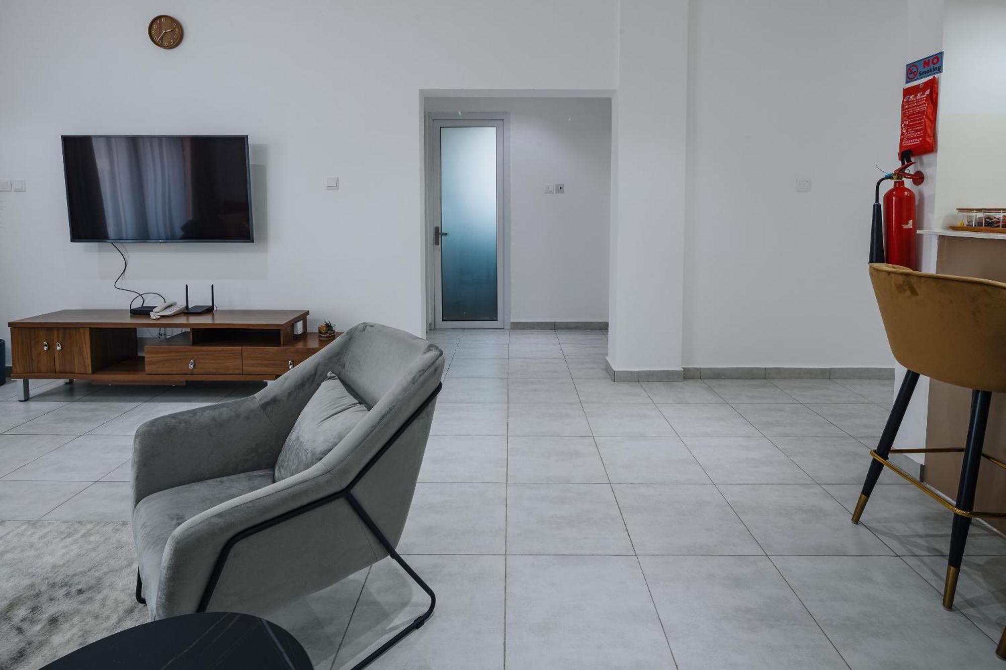 The Avery Apartments At Odomaa Place B, East Airport アクラ エクステリア 写真