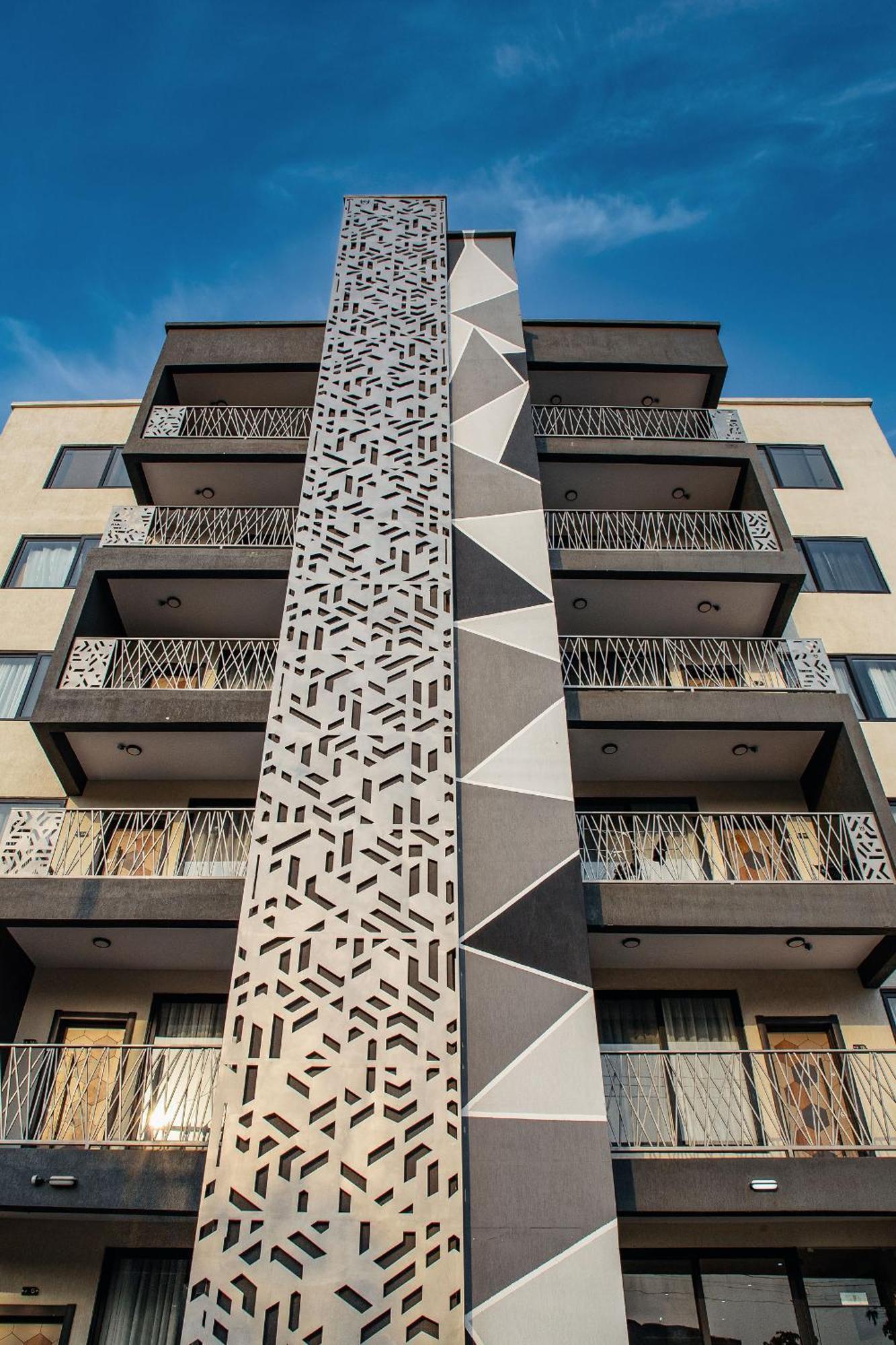 The Avery Apartments At Odomaa Place B, East Airport アクラ エクステリア 写真